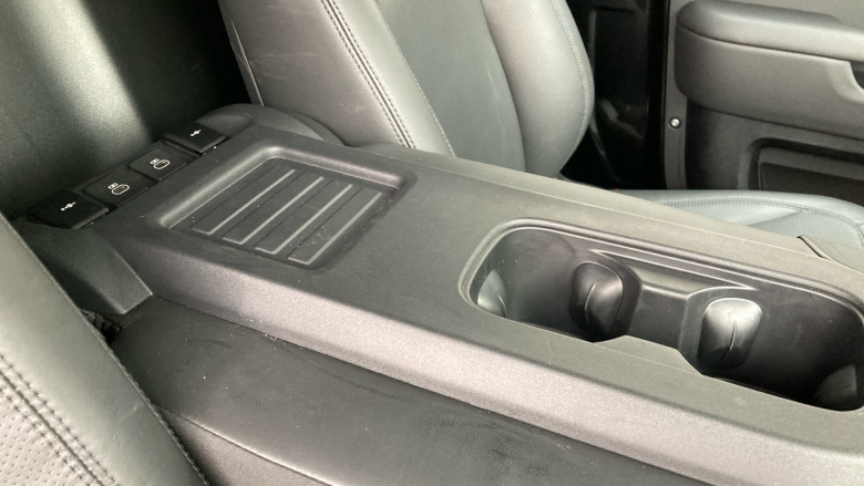 Land Rover Defender 90 Diesel 3.0 D250 Hard Top X-Dynamic HSE Auto [3 Seat]